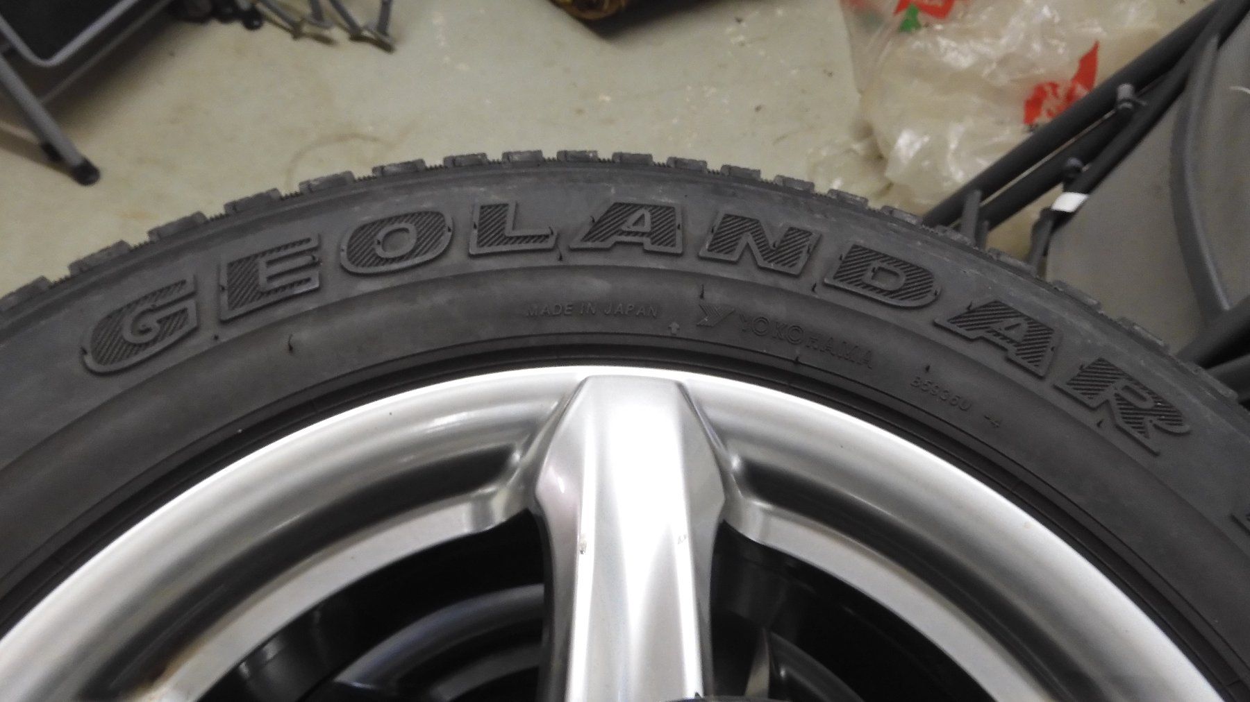 Hyundai Pneumatici & Ruote complete: Hyundai  ix35 Kompletträder – Usato da Inkwil venduto da PeMat 5