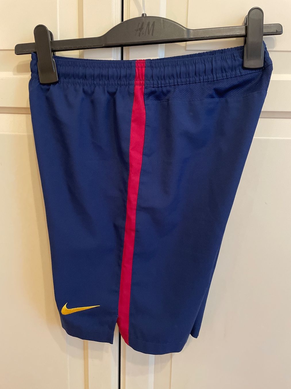 Nike Scarpe, pantaloni & magliette da ginnastica: FC Barcelona Nike  Short – Nuovo (secondo la descrizione) da Zürich venduto da wijon07 3