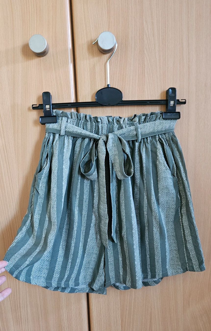 Hosen: Chicoree Shorts Gr. XS – Gebraucht aus Kloten von Kloten1