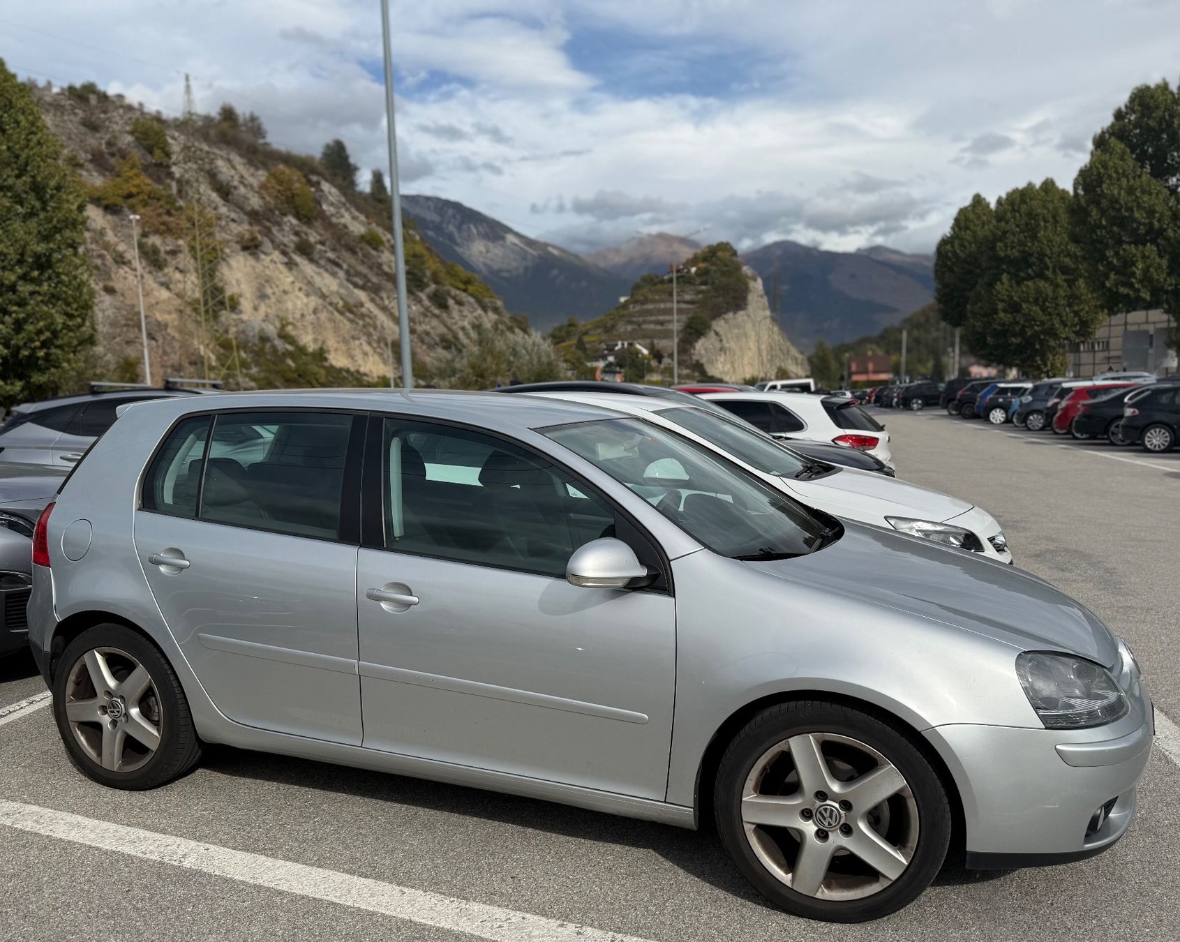 VW Golf 5 1.6 FSI SL (Gebraucht) in Sion für CHF 3200 – nur Abholung ...