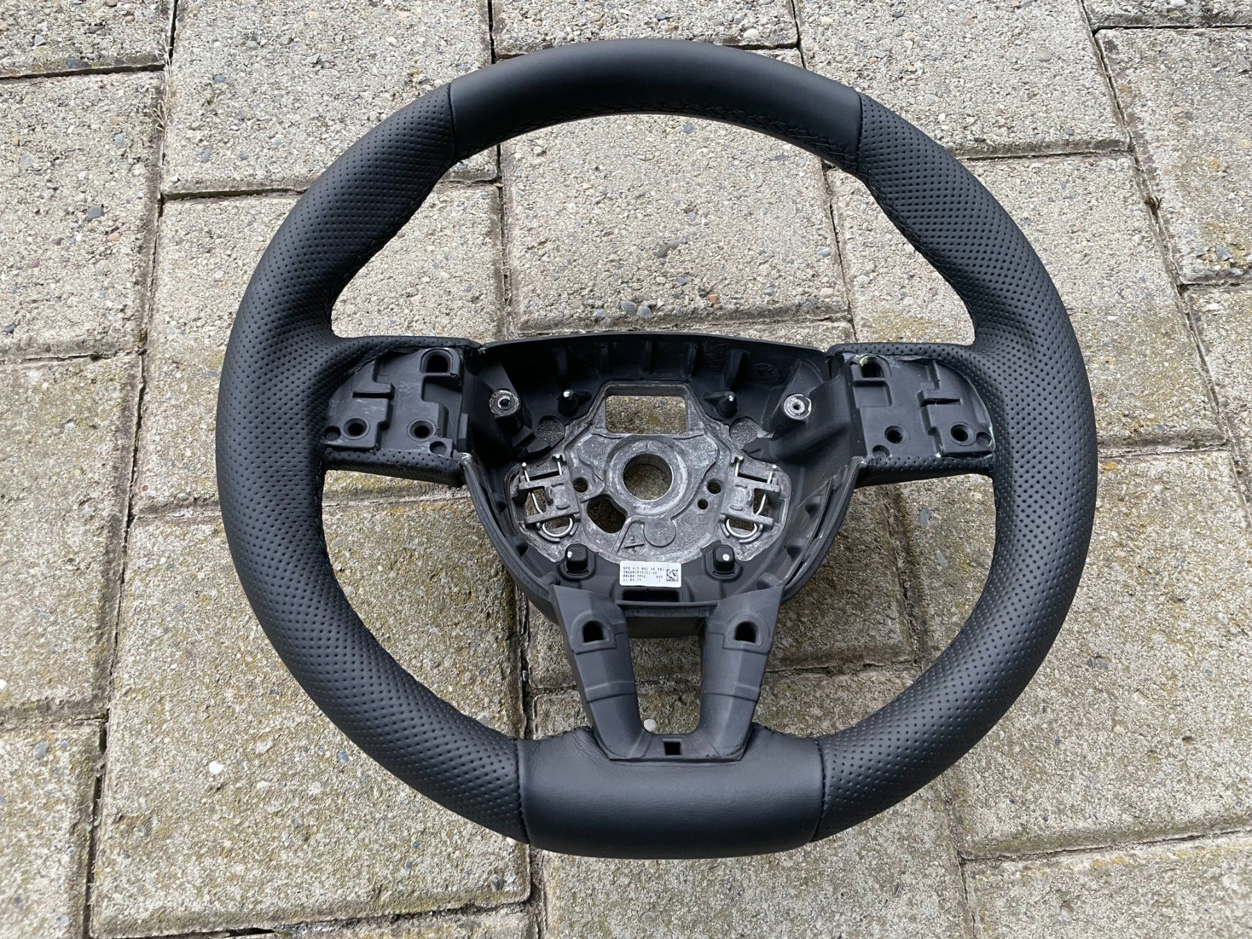 Seat Tutti pezzi di ricambio auto: NEU leder lenkrad Seat Alhambra – Nuovo (secondo la descrizione) da Auw venduto da Neo_z2rq 2
