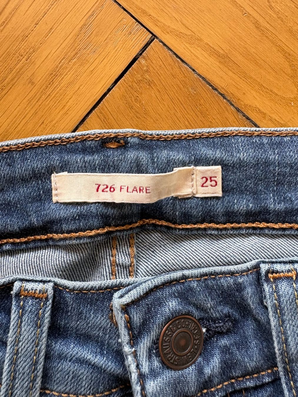 Levi's Jeans: LEVIS 726 FLARED JEANS - NEU! – Usato da Zürich venduto da Ankawhi 1