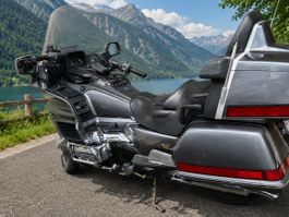 HONDA Goldwing