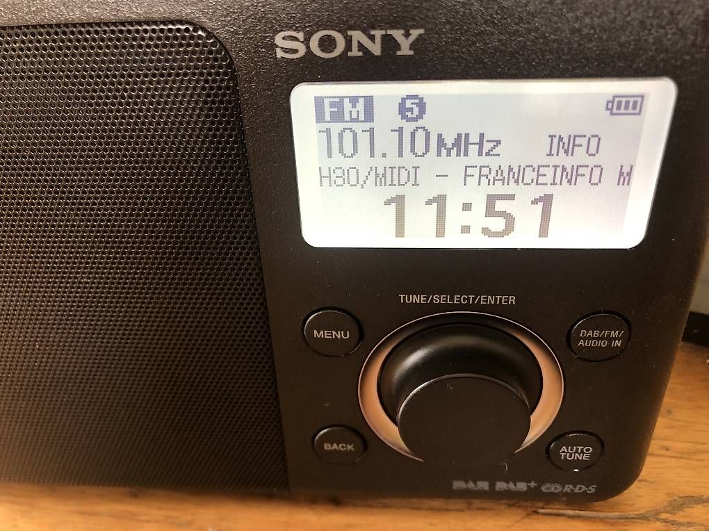 Radio: Sony DAB Radio – Usato da Lausanne venduto da tonton03 3