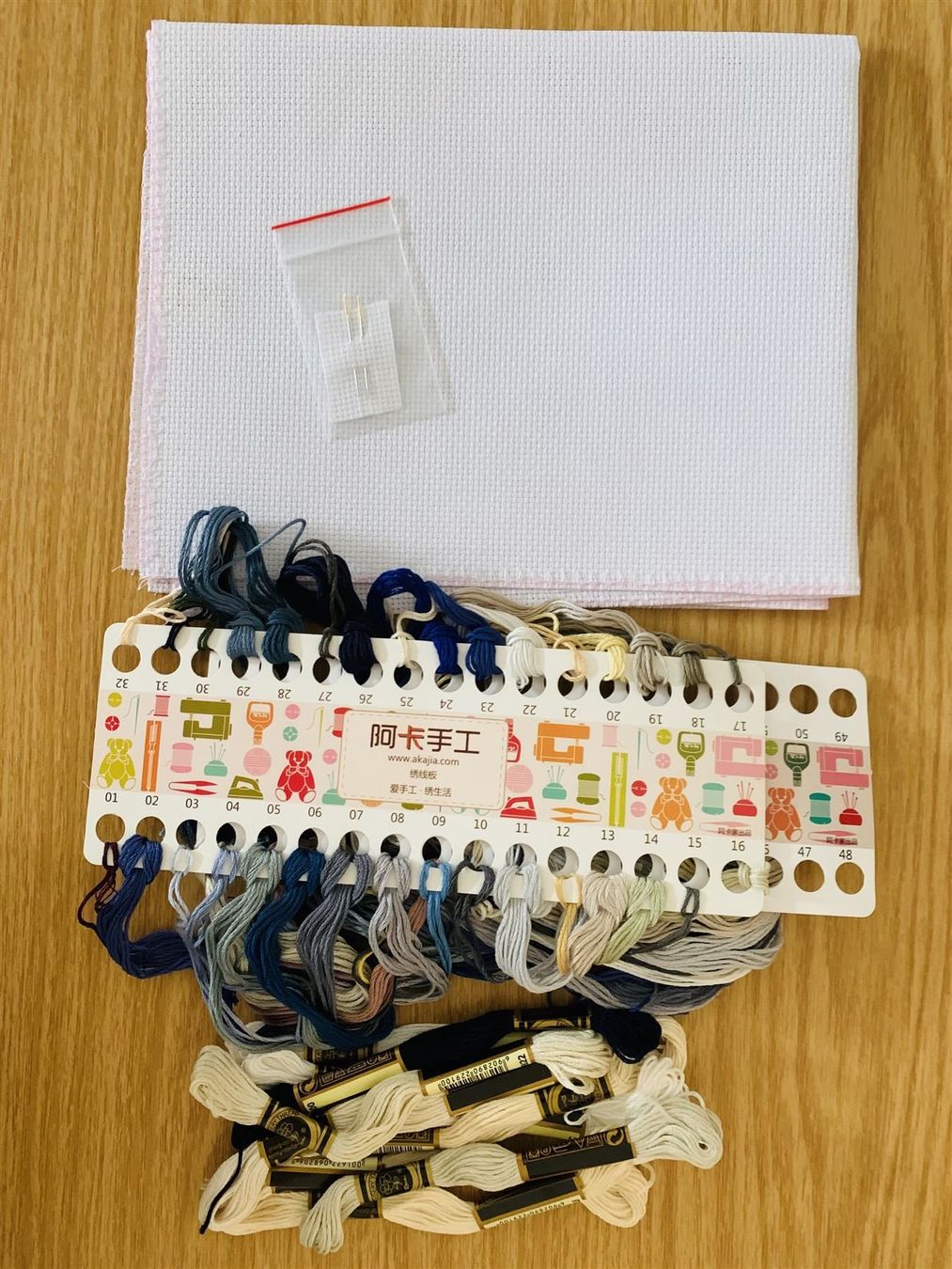 Kit bricolage: Kreuzstich/Cross Stich Blumen 2 – Nuovo e nell'imballaggio originale da Rikon im Tösstal venduto da Alpenmutz 3