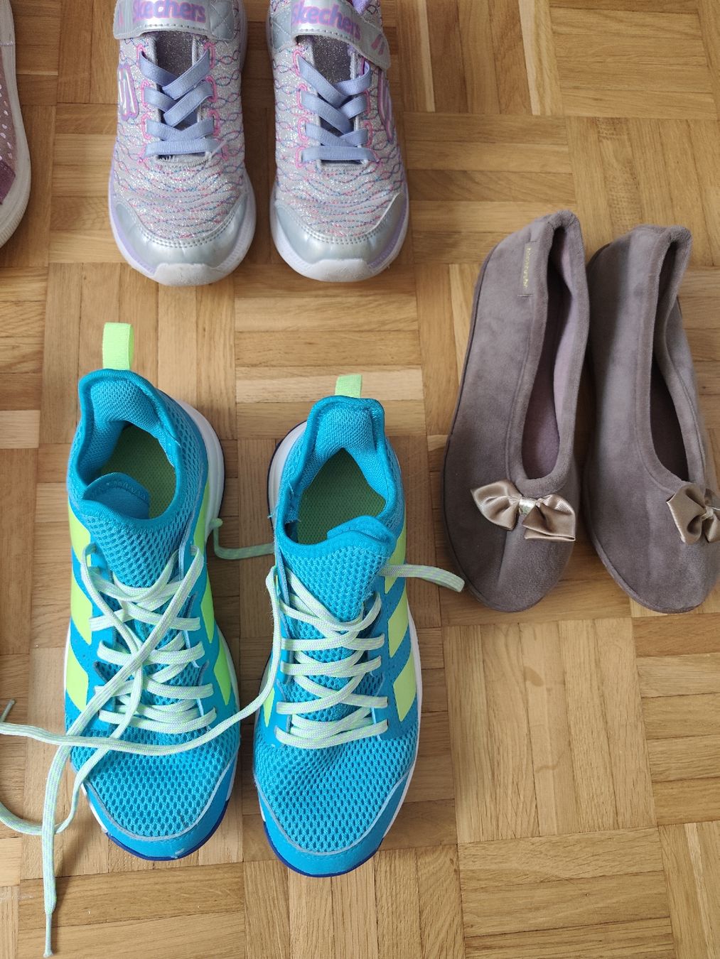 Scarpe per ragazze: Schuhpaket gr. 35 – Usato da Muttenz venduto da Hermesvonthan 1