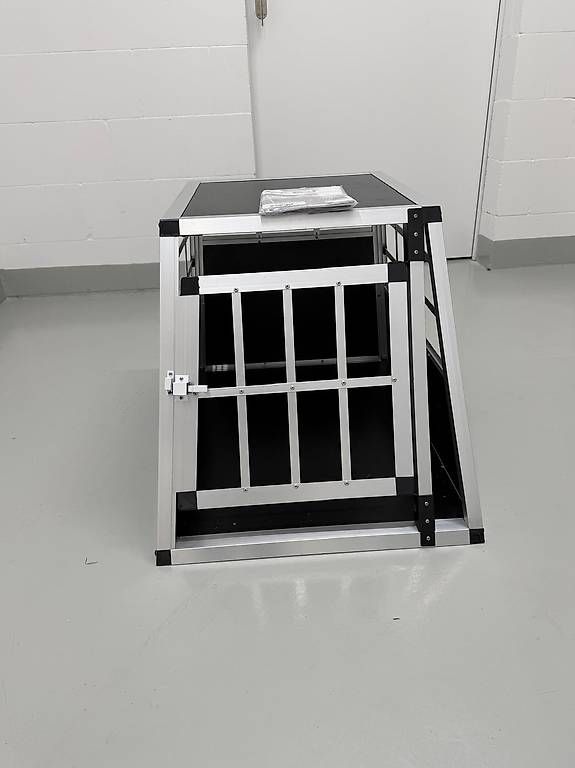Gabbie, trasporto & Sicurezza: Hundebox – Nuovo e nell'imballaggio originale da Kleindöttingen venduto da wasi55 4