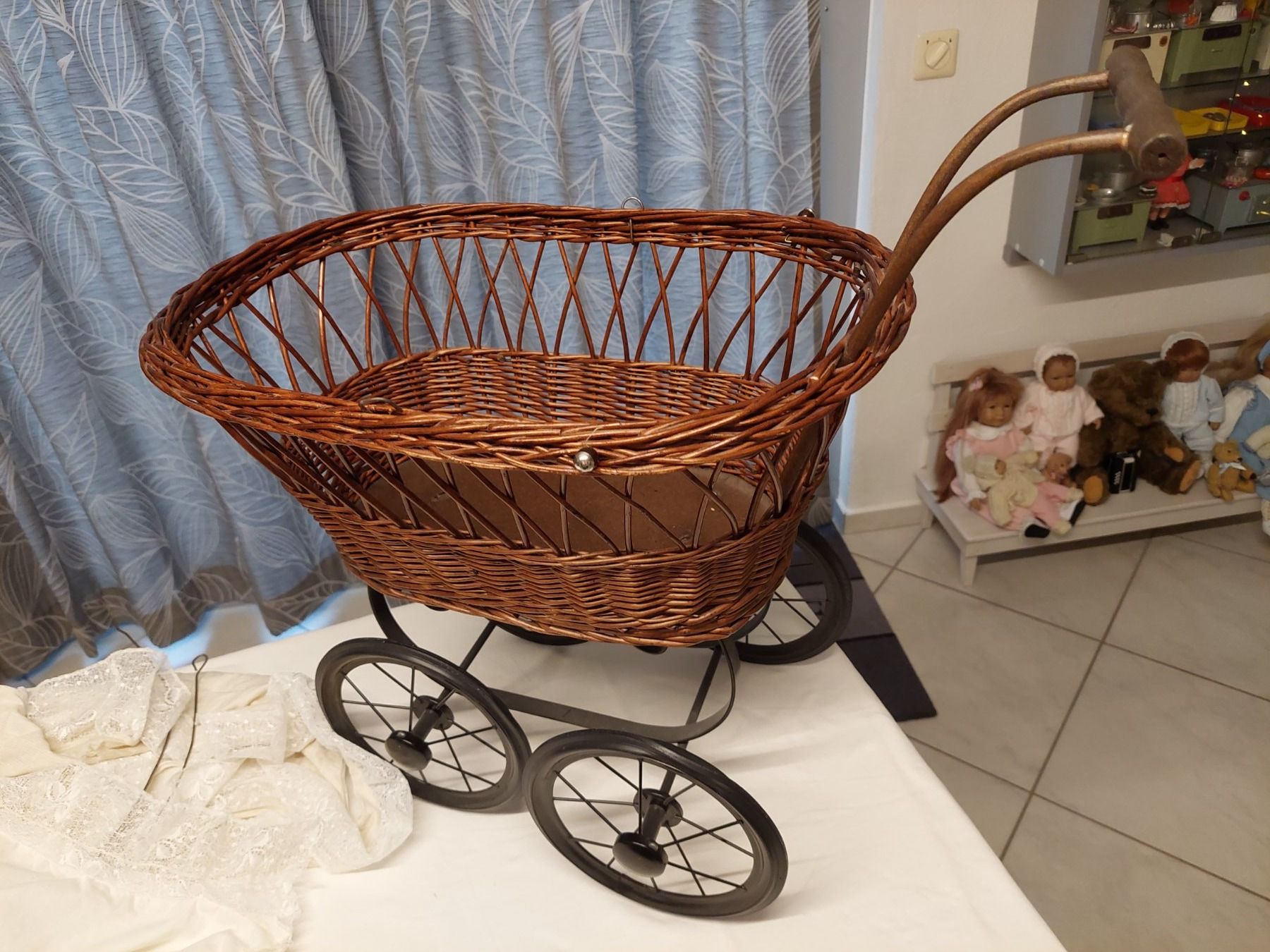 Puppenwagen: Puppenstubenwagen – Gebraucht aus Muri AG von
