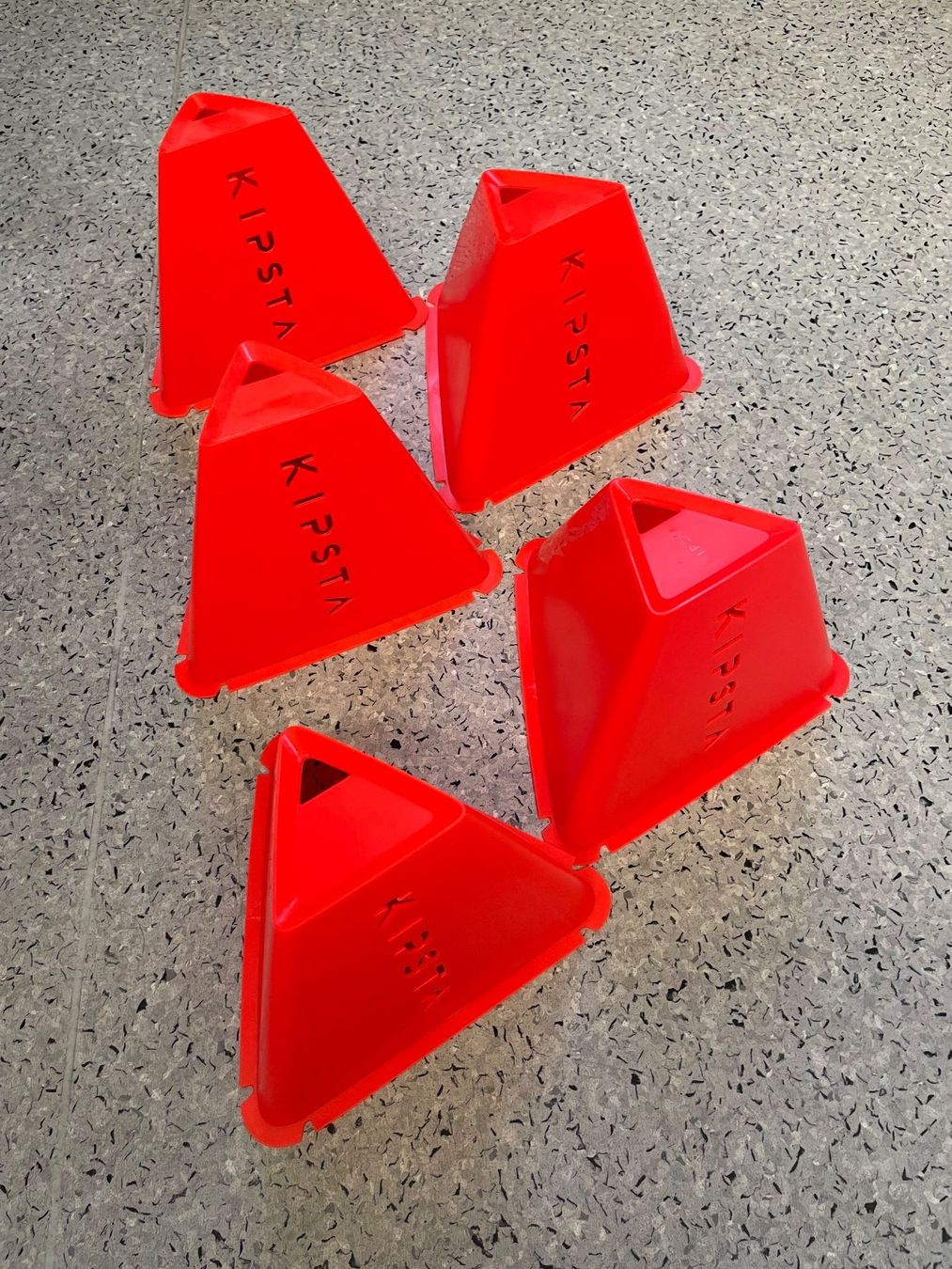Bücher: 5x Kipsta training cones – Gebraucht aus Zürich von jaroha 2