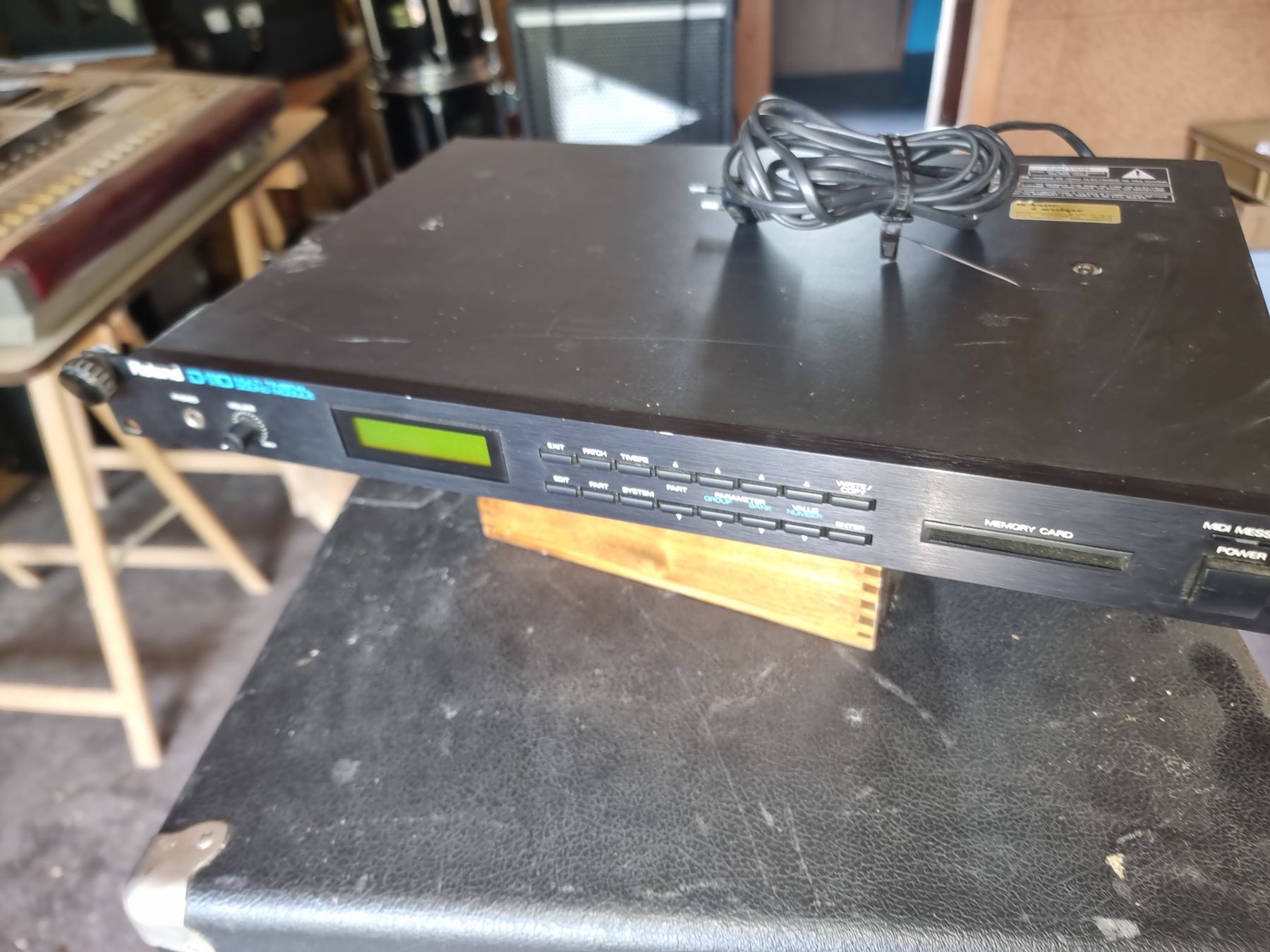 Roland Musikinstrumente: Rack processeur midi - ROLAND Multitimbral Sound Module – Gebraucht aus Courfaivre von