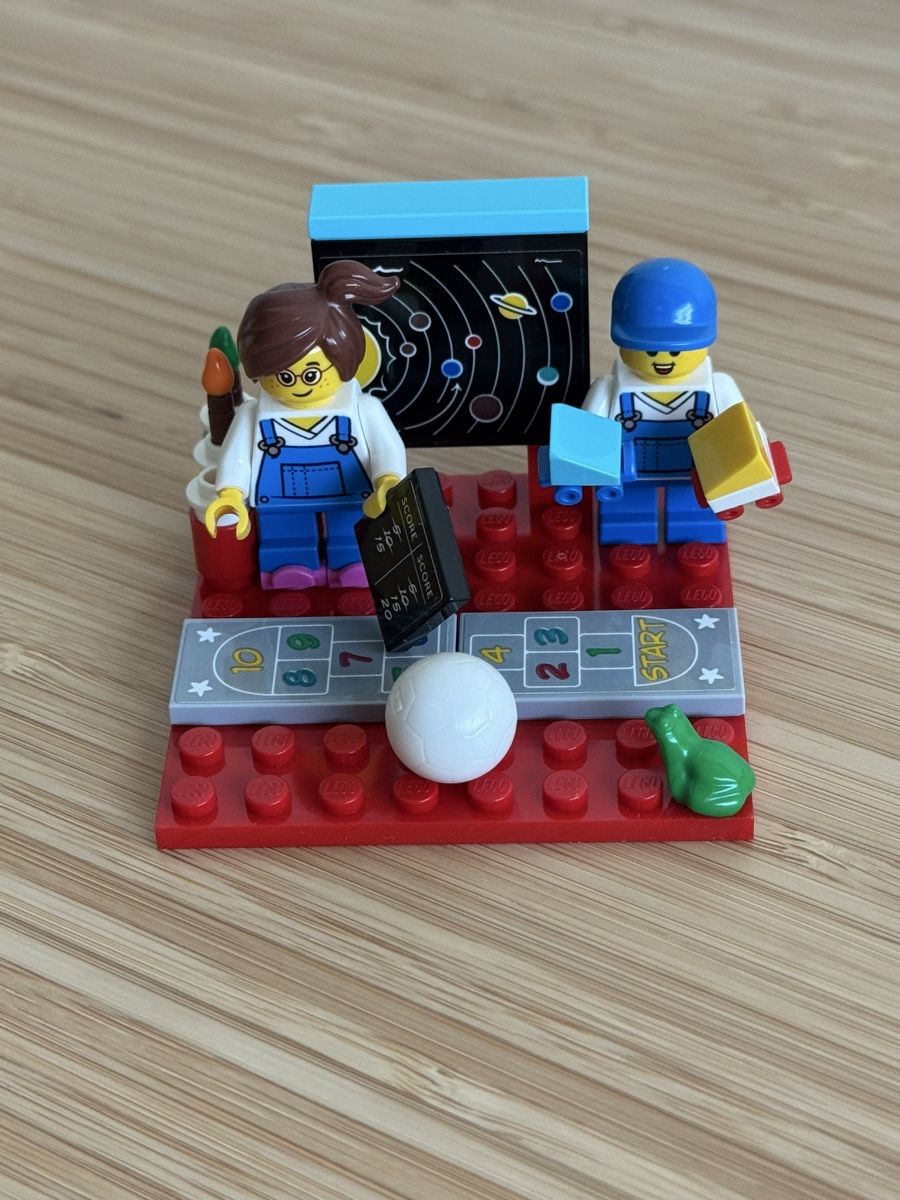 Lego Giocattoli: Lego Minifiguren Mädchen und Junge – Nuovo (secondo la descrizione) da Neuhausen am Rheinfall venduto da Laghi 3