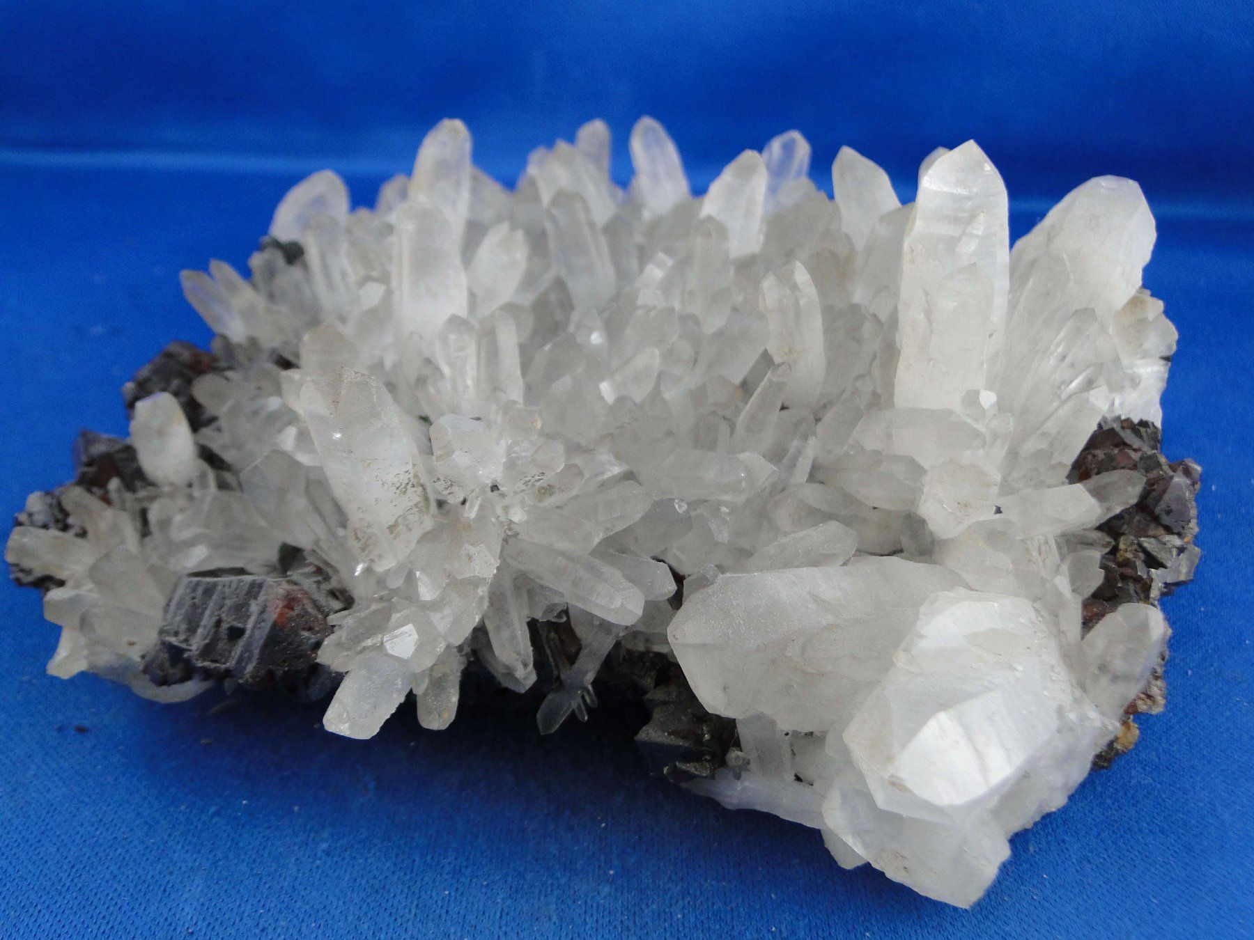 Minerali & Pietre curative: Quarz mit Sphalerit und Bournonit – Usato da Schinznach Bad venduto da Demerald 9