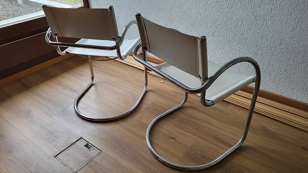 Sedie: 4 chaises en cuir – Usato da Monthey venduto da etu_hl5p 1