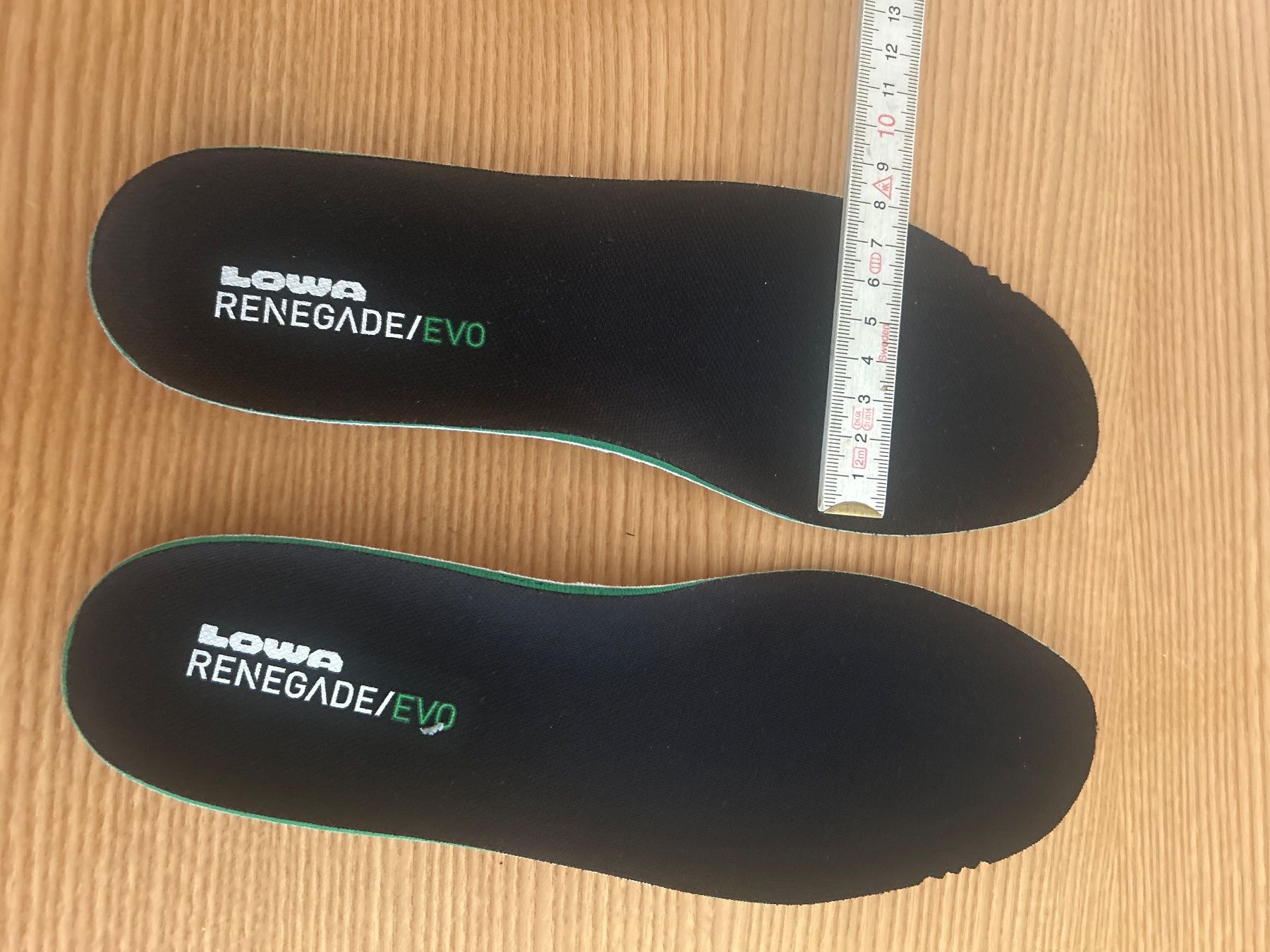 Lowa Herrenschuhe: Wanderschuhe Lowa Gr. 7.5 – Gebraucht aus Sachseln von Mbueffel 4
