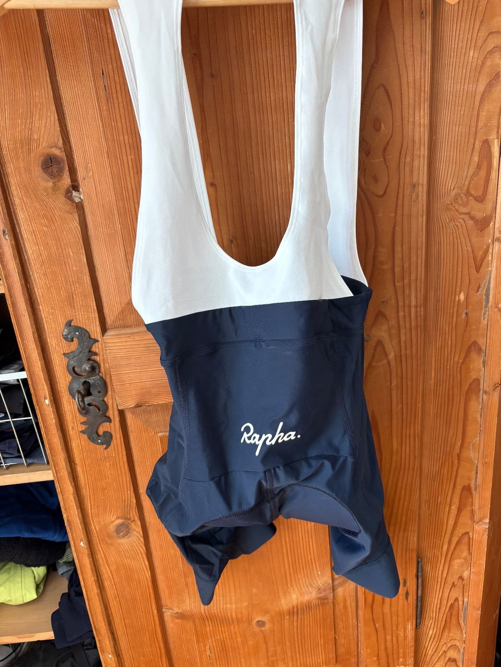 Rapha Pantaloni: Rapha Core Bib Shorts, Gr. M – Usato da Glattpark(Opfikon) venduto da MoMo126