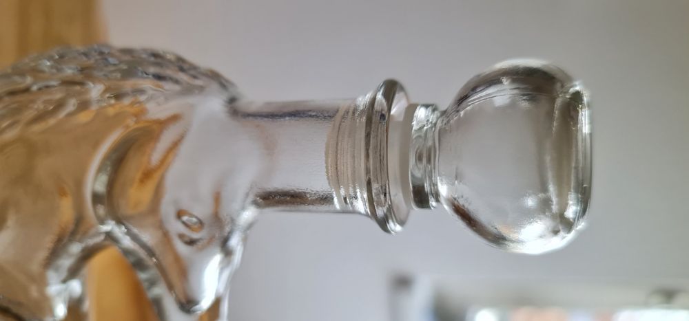 Autres: (Schnaps-) Flasche aus Glas in Form eines Pferdes – D'occasion à Sempach Station par Semion 6