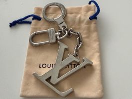 Louis Vuitton LV Schlüsselanhänger & Taschenschmuck Herren