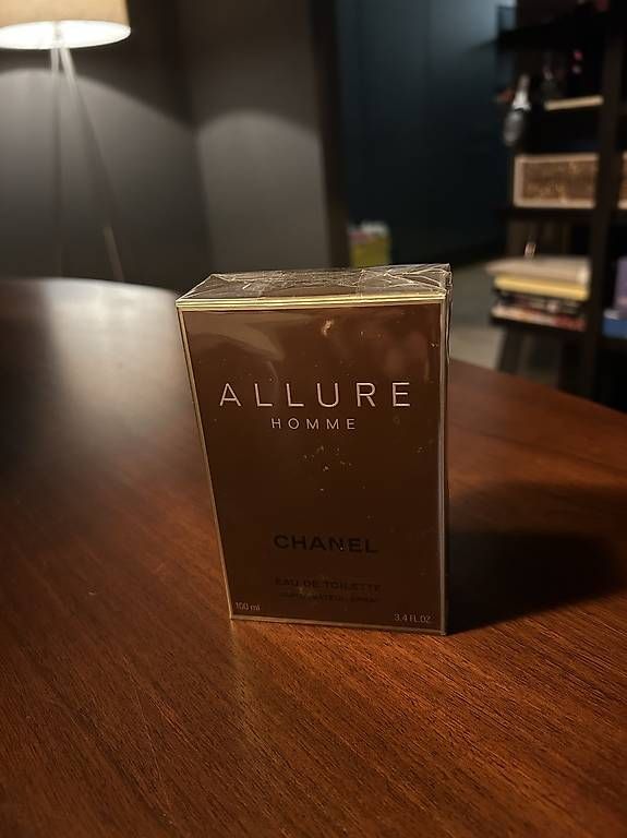 Parfum & Eau de Toilette: CHANEL ALLURE EAU DE TOILETTE ZERSTÄUBER – Gebraucht aus Olten von Ksabokan