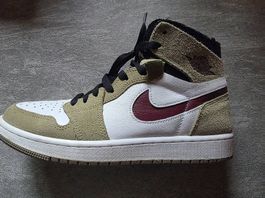 Air Jordan 1 Zoom CMFT "Neutral Olive" 43, original 