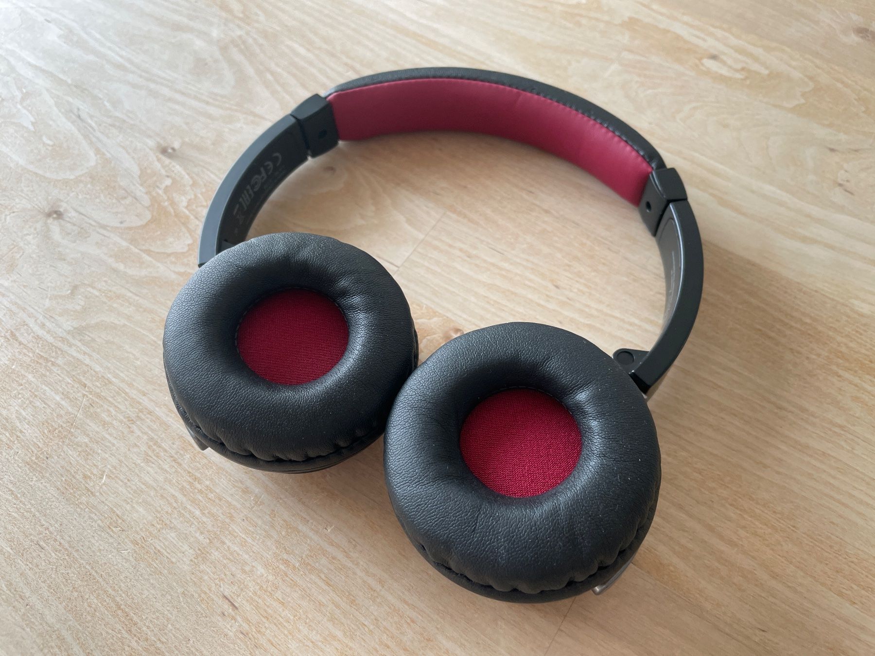Kappa Cuffie: Kopfhörer Kappa (Bluetooth) – Usato da Sursee venduto da Schriftgestalter 2