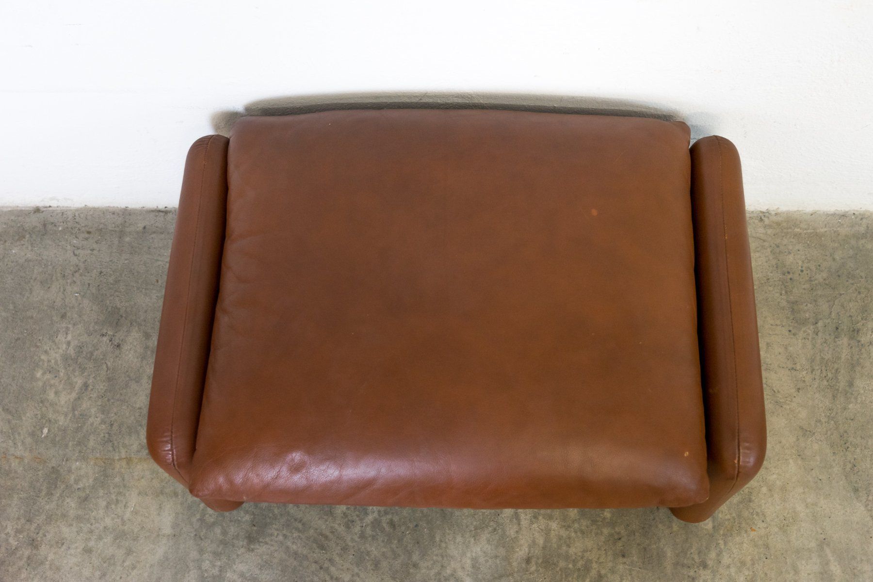Hocker: Hocker Leder Vintage - Lieferung möglich – Gebraucht aus Schaffhausen von Studio-Ara 2