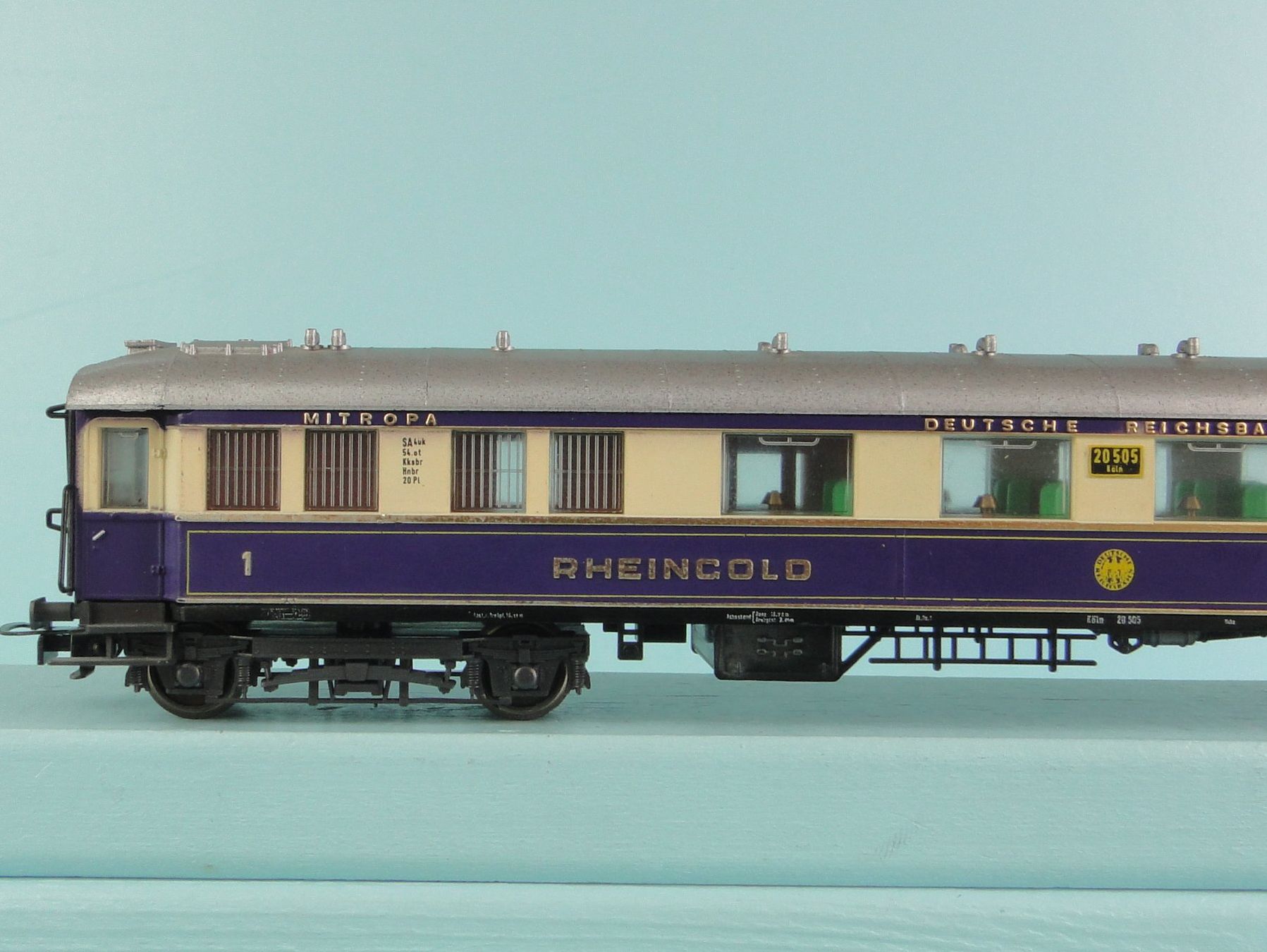 Liliput Modellini di ferrovie: Liliput 823 Rheingold 1 Kl. – Usato da Bülach venduto da cann11 5