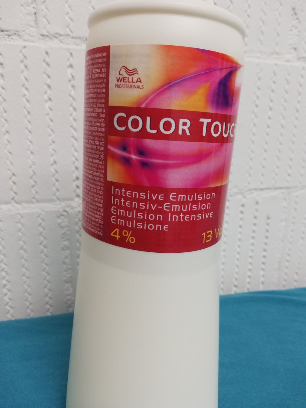 Tinte: Wella Intensiv Emulsion 4% – Nuovo (secondo la descrizione) da Untersiggenthal venduto da Marlen59 2