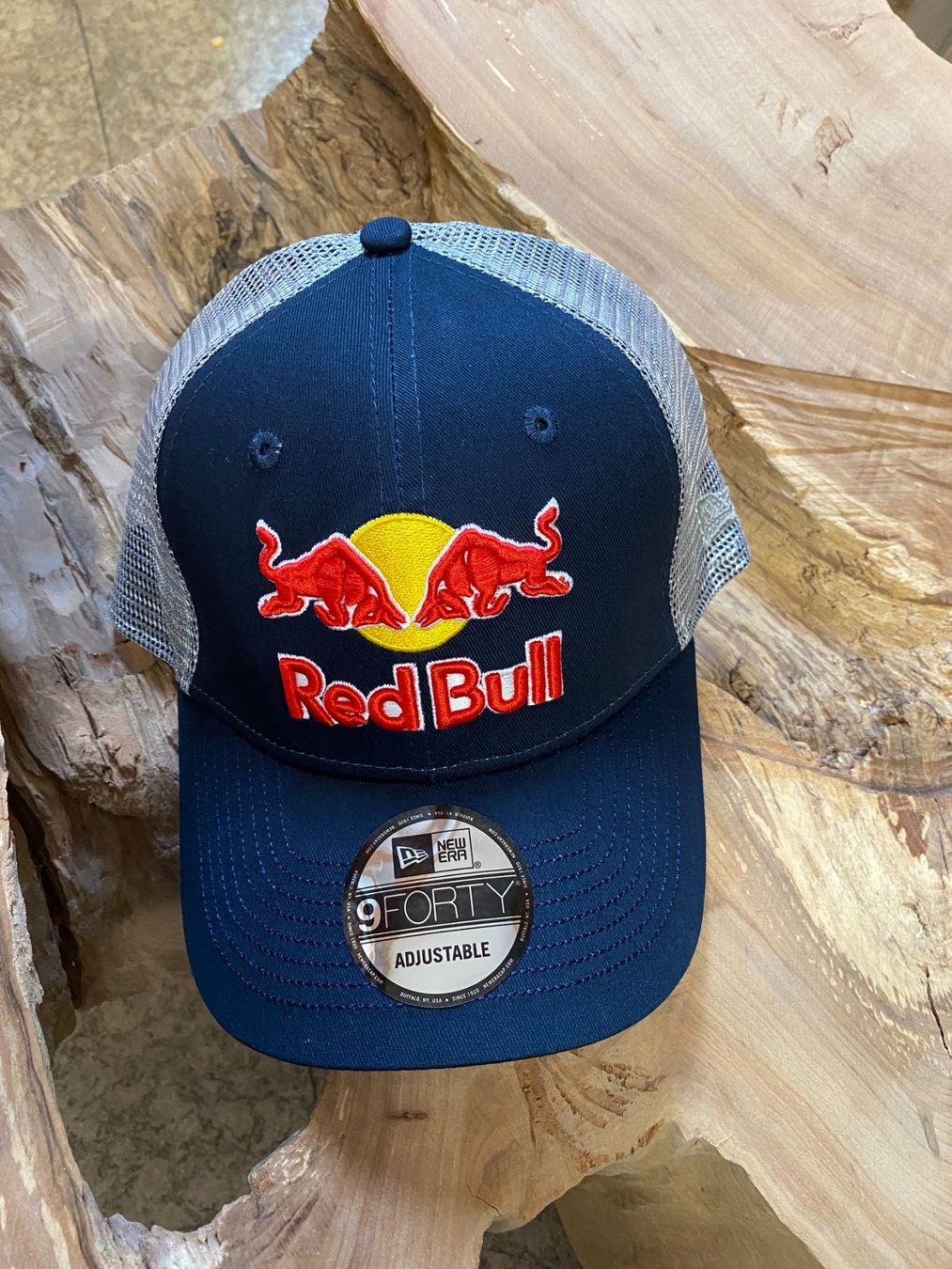 Mützen & Caps: Red Bull Baseball Cap blau-silbergrau- COOL – Neu (gemäss Beschreibung) aus Wetzikon ZH von