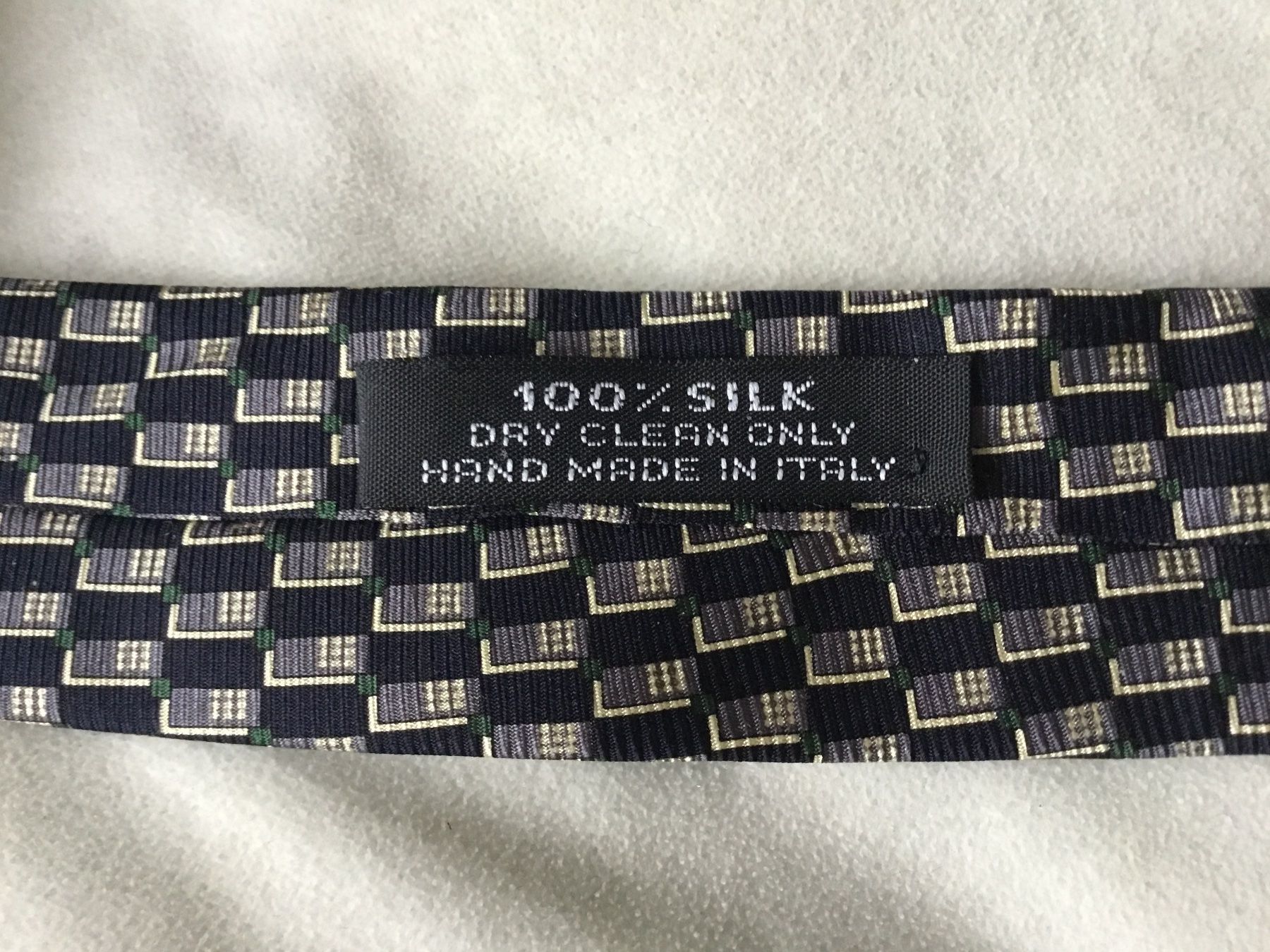 Krawatten: Cravate 100% soie design italien neuve – Neu und originalverpackt aus Le Landeron von nic_8hd5 5