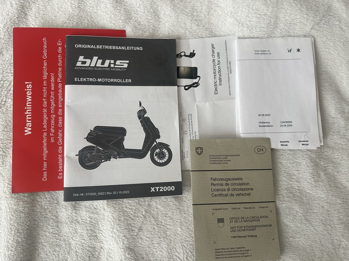 Next Electric Motors Scooters: Scooter XT2000 Bluis Électrique 50cc  – D'occasion à Givisiez par dor_xb9k 5