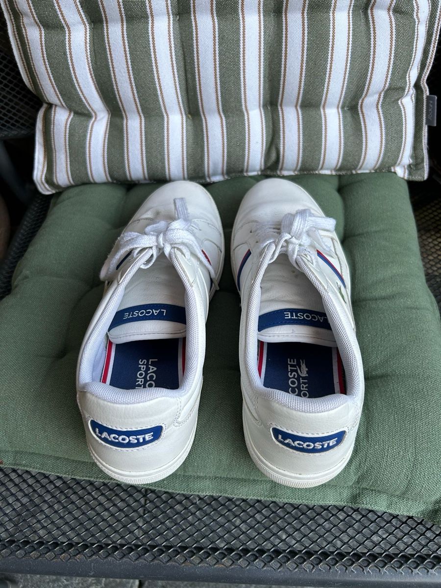 Lacoste Scarpe da uomo: Lacoste Leder Turnschuhe Weiss Grösse 42 – Usato da Zürich venduto da Zueri34 1