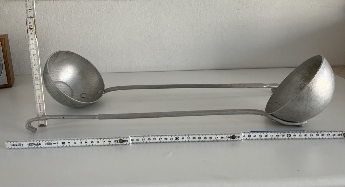 Tutte le decorazioni: 2 XXL Schöpfkellen aus Aluminium – Usato da Wetzikon ZH venduto da seli03 9
