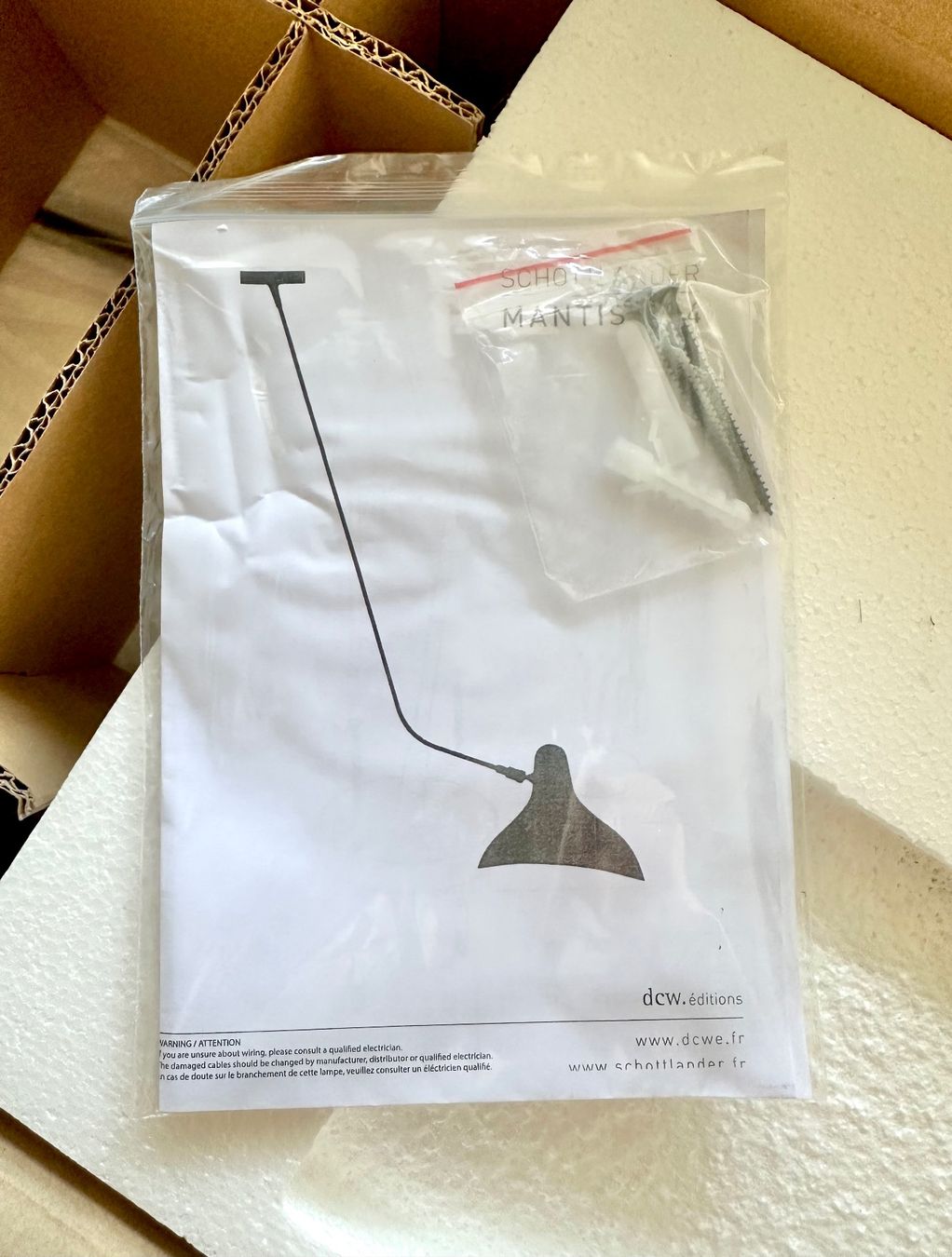 Lampadari & plafoniere: MANTIS BS4 Deckenleuchte NEU und original verpackt – Usato da Basel venduto da D.plus 5
