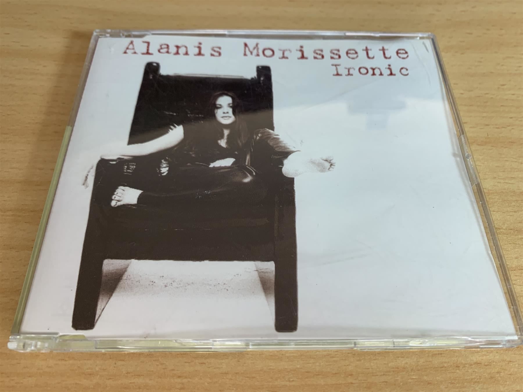 CD: Alanis Morissette – Ironic – Usato da Rikon im Tösstal venduto da Alpenmutz