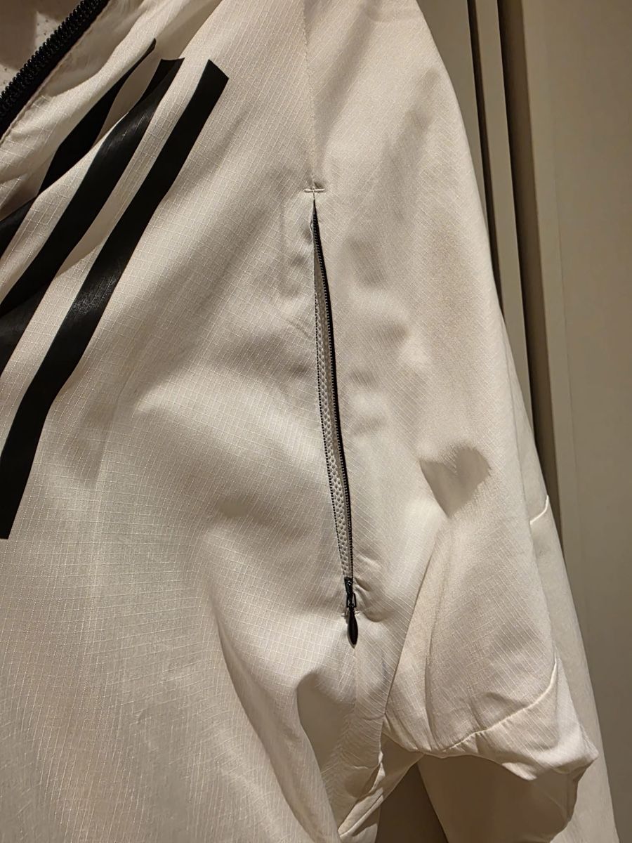 Adidas Jacken: Adidas Sportjacke – Gebraucht aus Zürich von Kawasaki_7 3