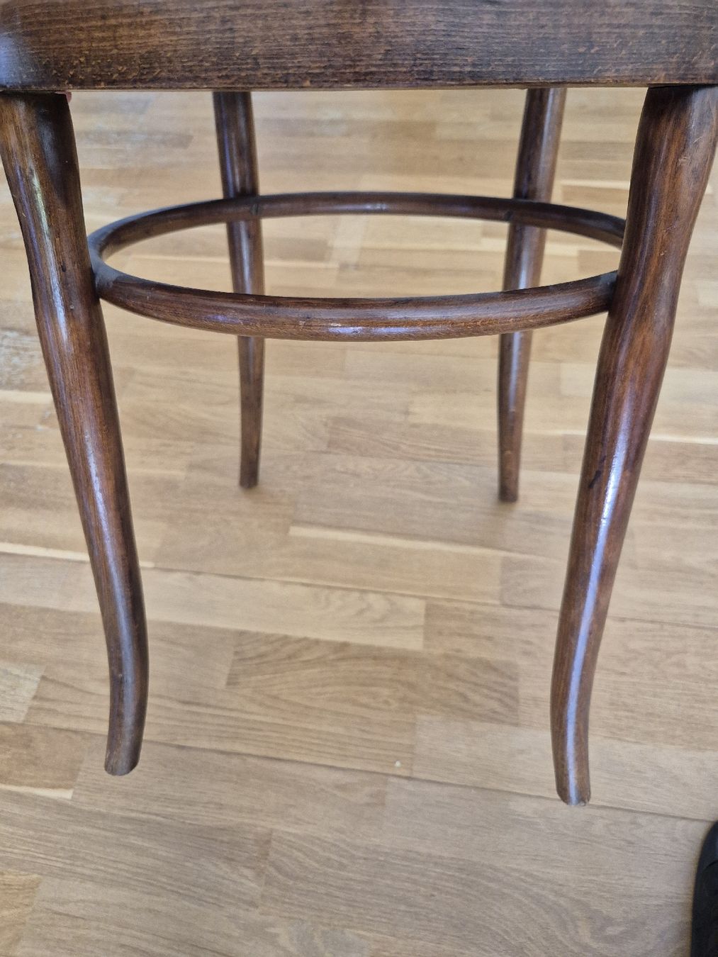 Sedie: 3x Vintage Holzstuhl – Usato da Zürich venduto da Maaasoo 1