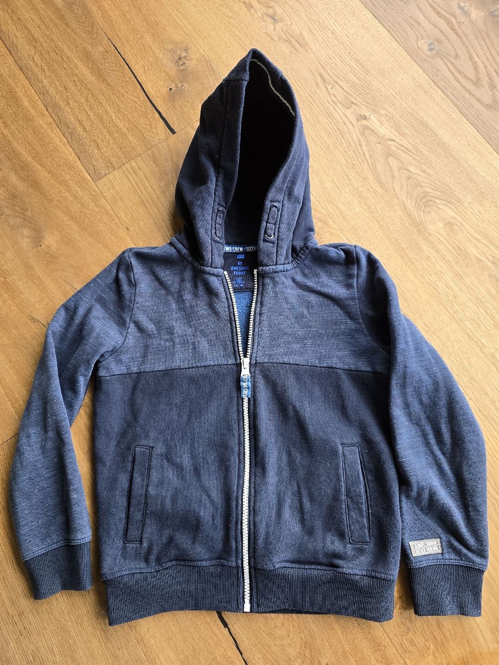 We Giacche: Coole Baumwoll Sweatjacke, Grösse 134/140 – Usato da Seon venduto da Ninorico