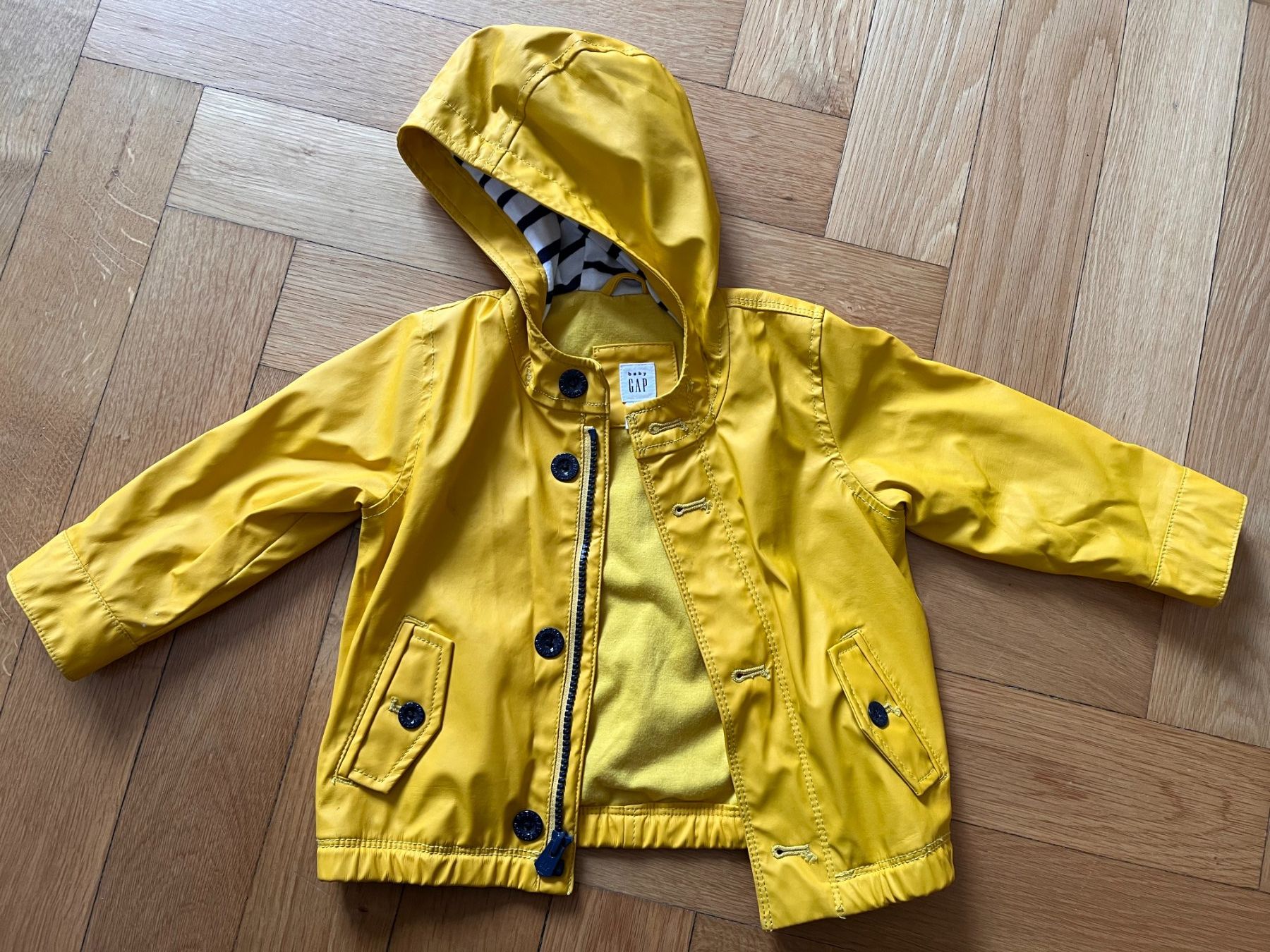 Gap Giacche: Veste de pluie Gap – Usato da Lausanne venduto da eme_5z9v