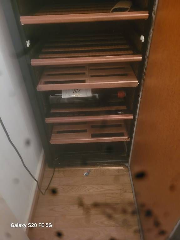 Kühlschrank: Weinklimaschrank für 60 Flaschen – Gebraucht aus Zürich von ric_vc8z 1