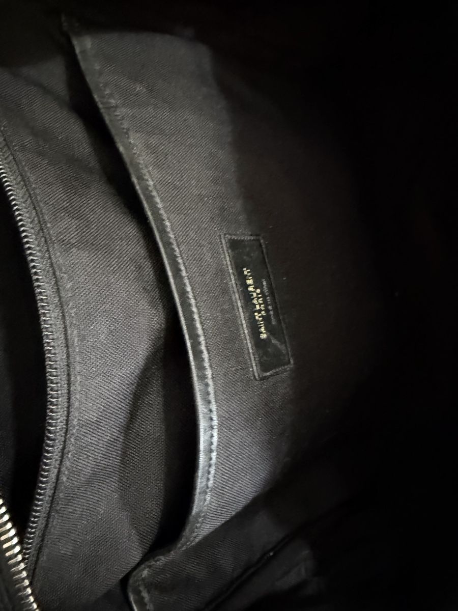 Saint Laurent Zaini: Zaino Saint Laurent Paris nero – Usato da Lugano venduto da can_xdd8 5