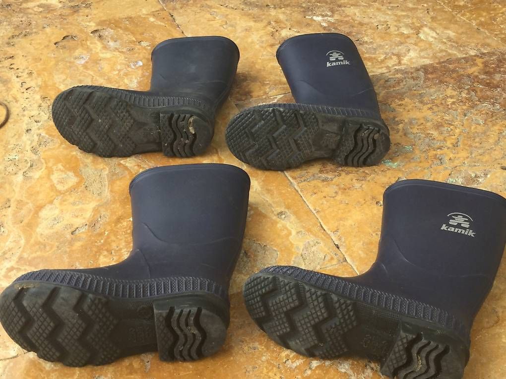 Scarpe per ragazzi: Gummistiefel 26 mit Profil – Usato da Basel venduto da exakt-neutral 2