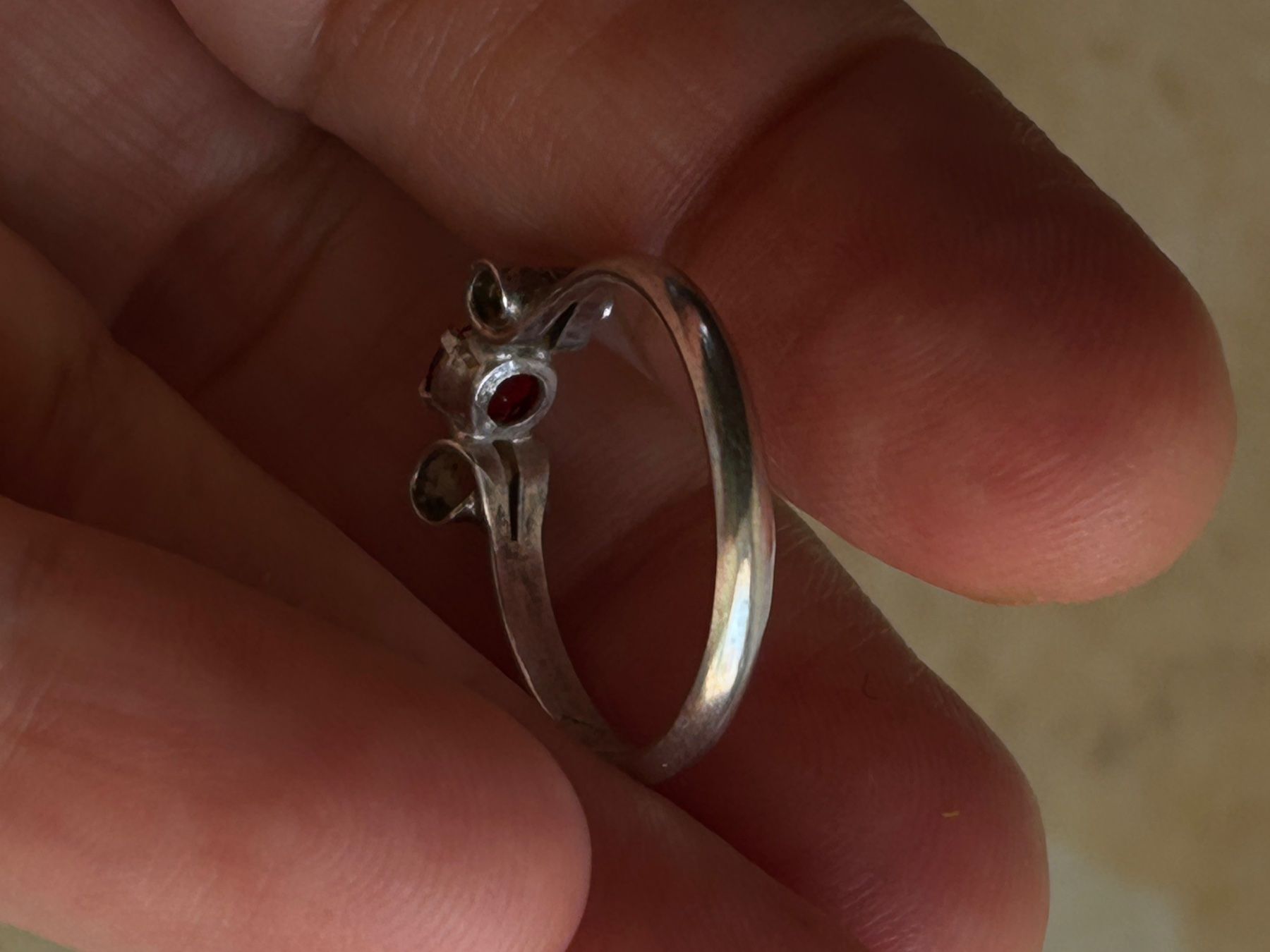 Anelli: Süsser Vintage Ring mit rotem Stein, Grösse 55 – Usato da Laufen venduto da Bellavitaboom 2