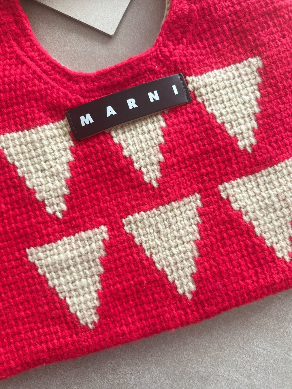 Taschen für Damen: New knitted bag Marni Market – Neu und originalverpackt aus Lugano von juledo 2