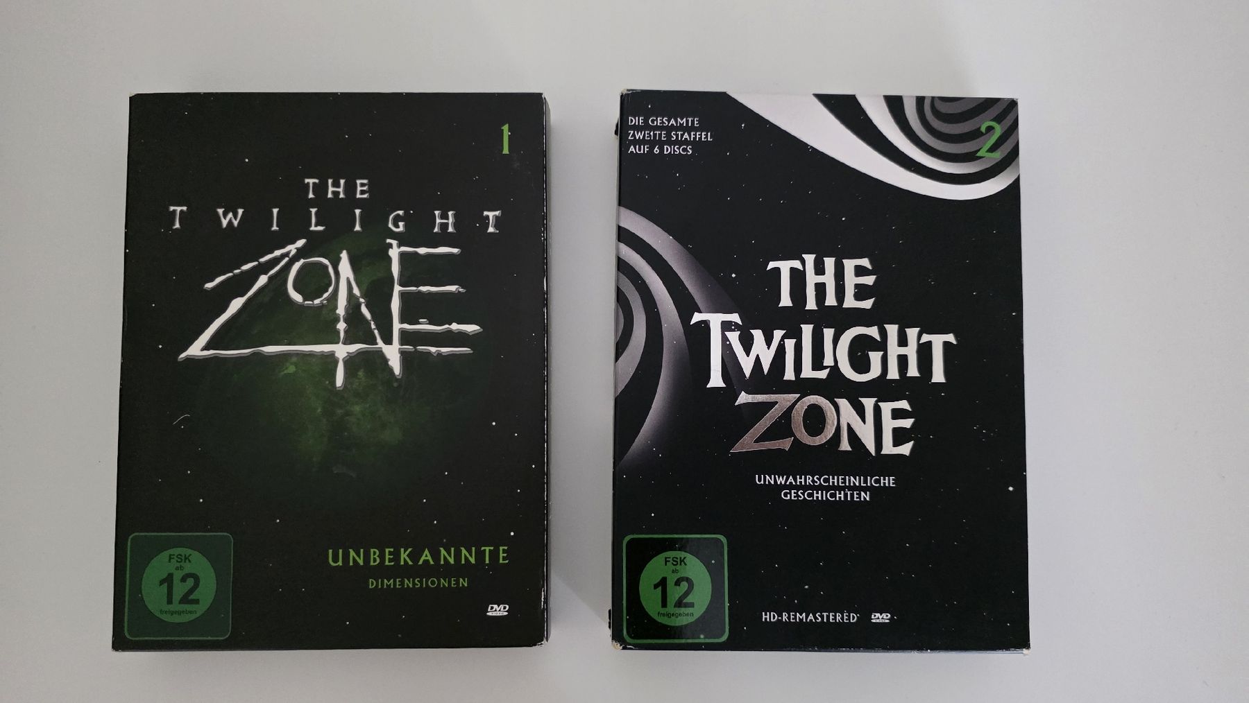 Alle DVDs: The Twilight Zone Box Set Season 1 & 2 DVD 8 Discs – Gebraucht aus Zürich von TimZurich1