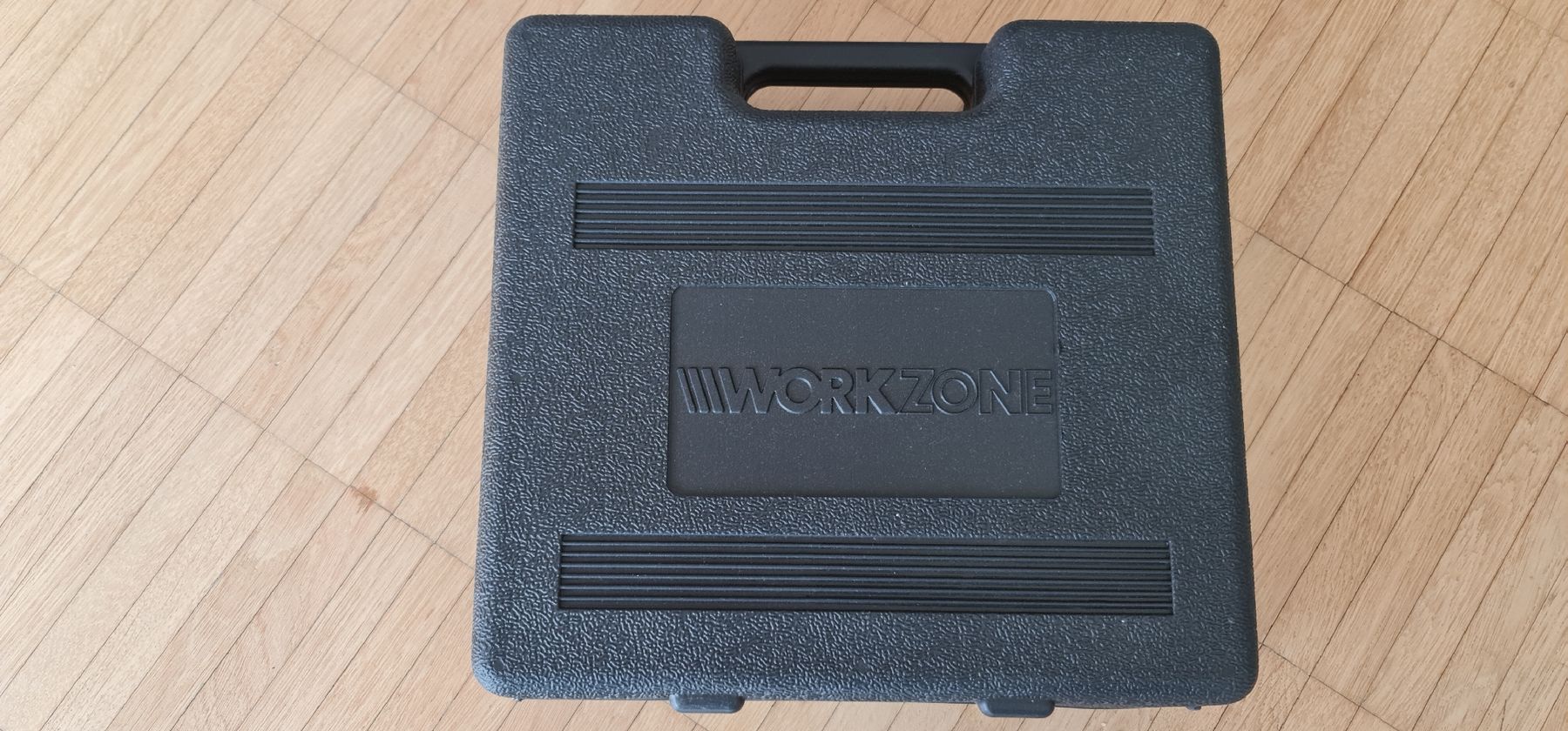 Tutte le macchine: Workzone Heissklebepistolen-Set, neu – Nuovo e nell'imballaggio originale da Ostermundigen venduto da zyswal