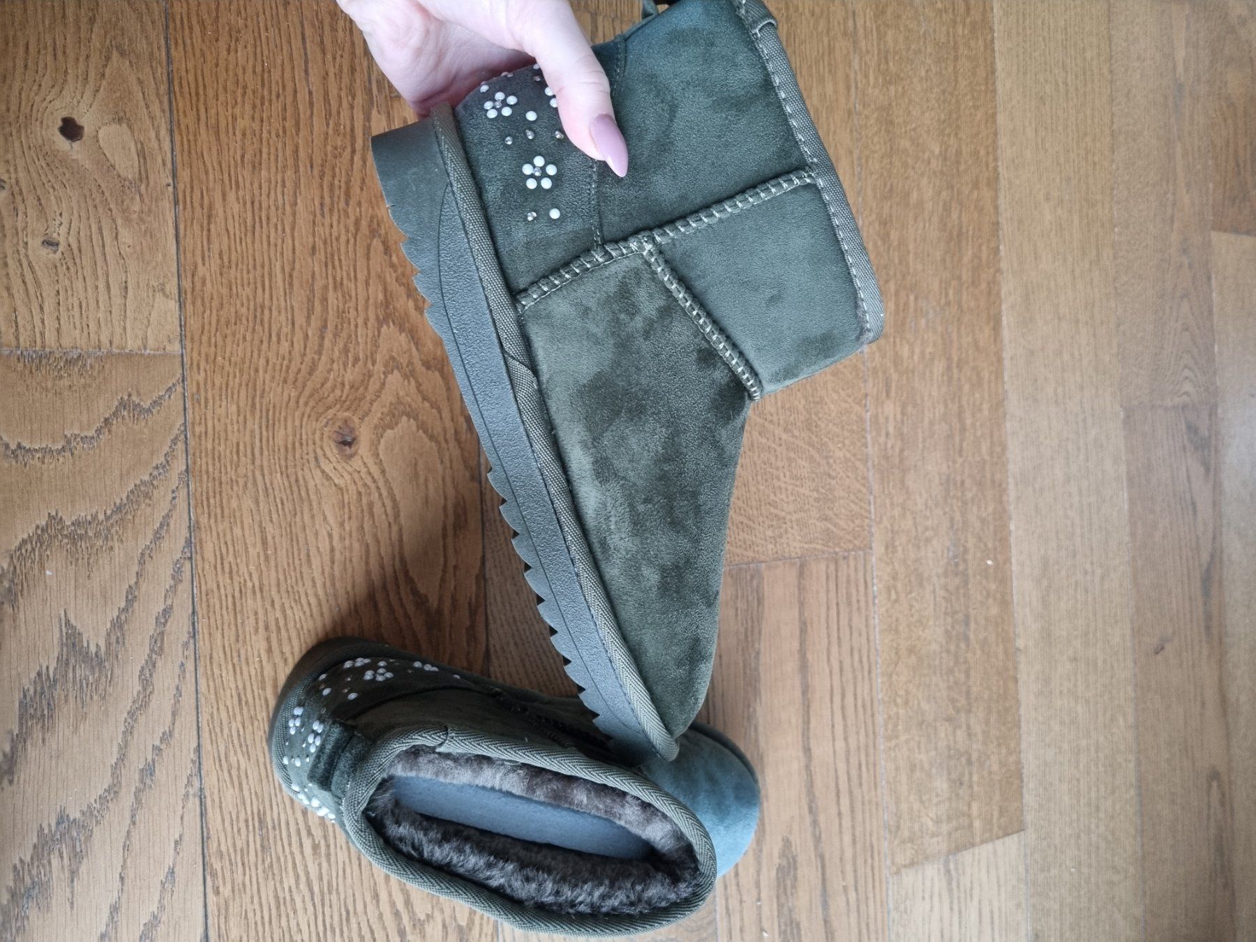 Chaussures femmes: Winterstiefel Neu Kunstfell Gr 39 – Neuf avec emballage d'origine à Bassersdorf par Sandy456 5