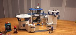 Playmobil Polizeistation mit viel Zubehör