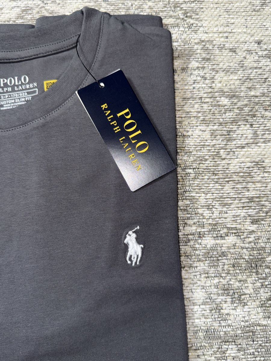 Ralph Lauren T-shirt: T-shirt Ralph Lauren  – Nuovo e nell'imballaggio originale da La Chaux-de-Fonds venduto da Lucas_g 1