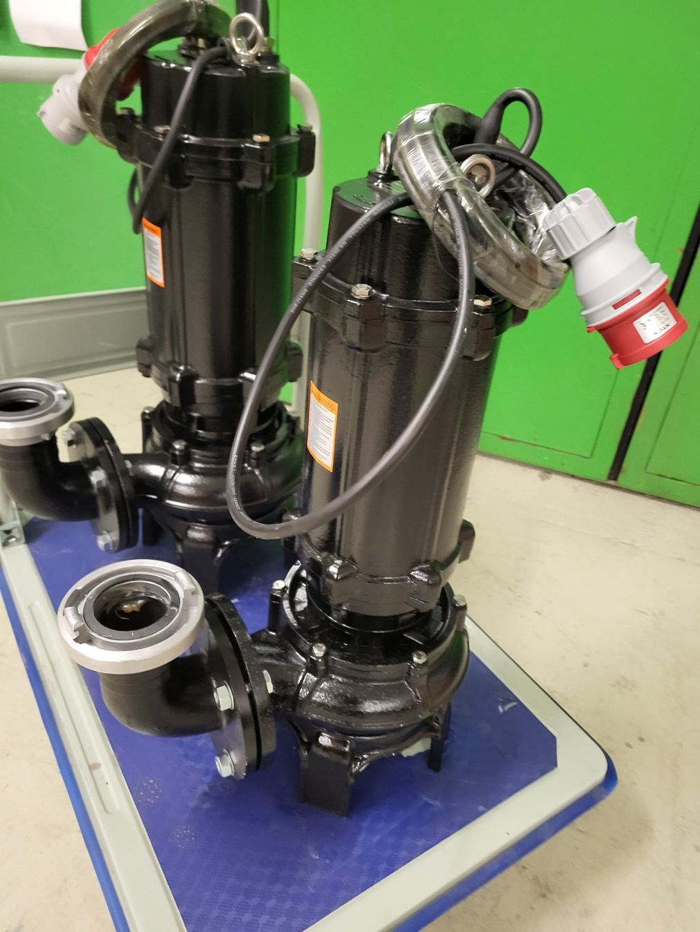 Riscaldamento: Tauchpumpe 5.5 kw Neu – Nuovo e nell'imballaggio originale da Giswil venduto da Hans83 3