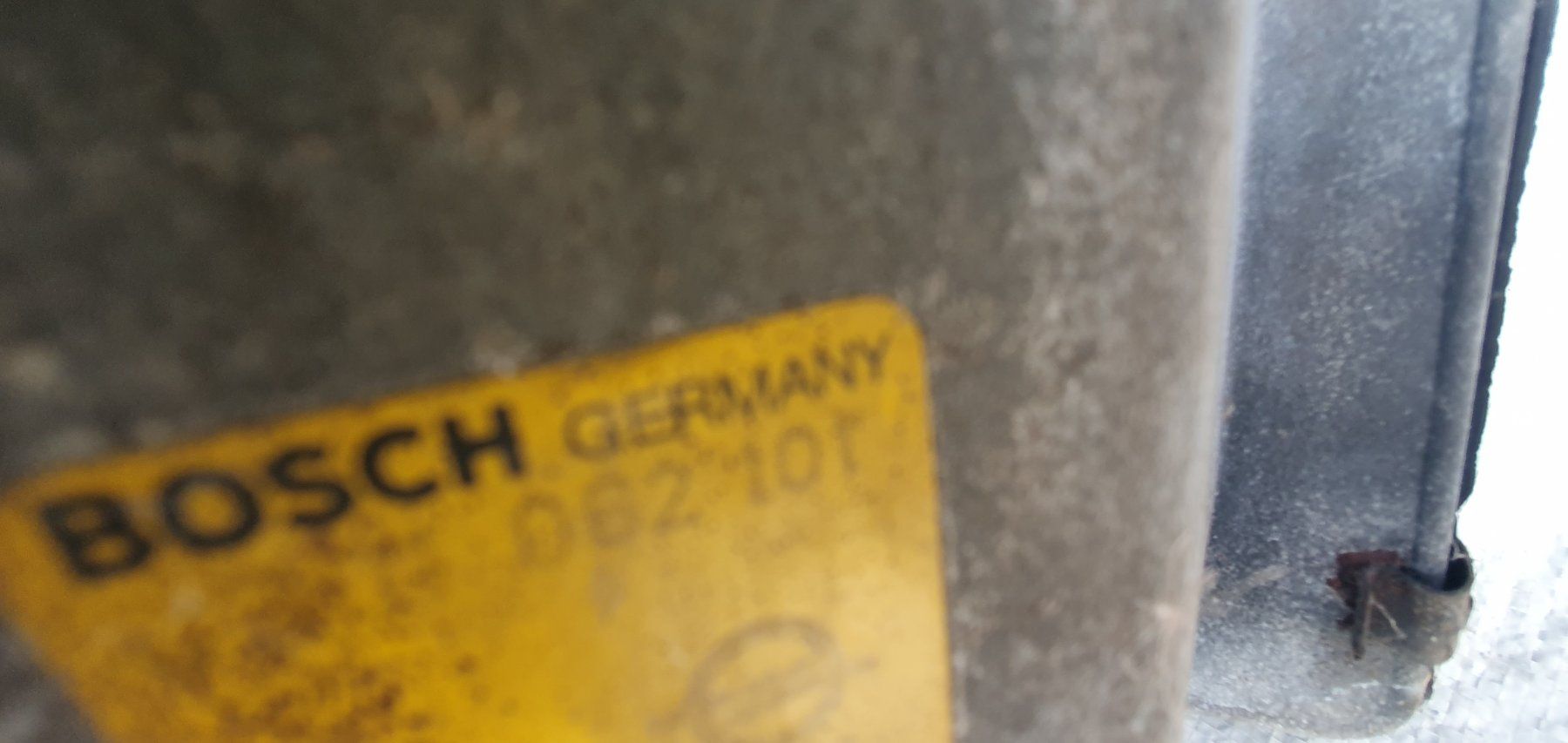 Opel Tutti pezzi di ricambio auto: Rekord E Frontscheinwerfer Blinker links Bosch 0 301 062 101 – Usato da Langnau i. E. venduto da Superseven69 1